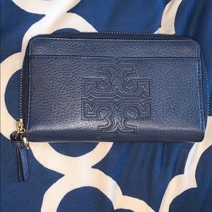 Tory Burch wallet